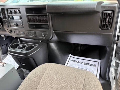 2021 Chevrolet Express 2500