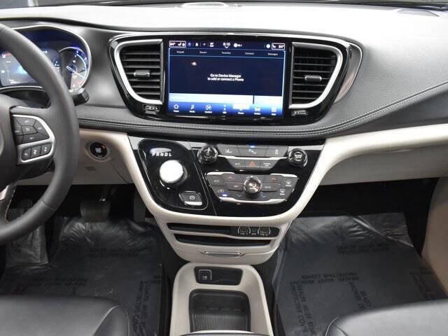 2024 Chrysler Pacifica Plug-In Hybrid