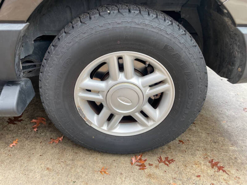 2006 Ford Expedition XLT Sport