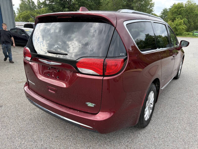 2018 Chrysler Pacifica Touring L