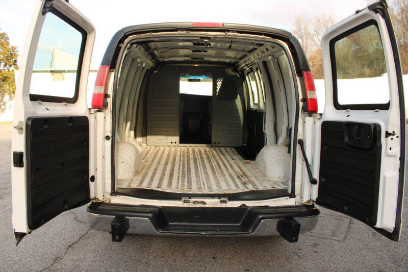 2017 GMC Savana 2500