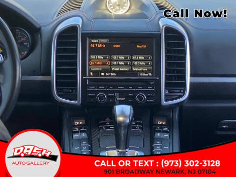 2013 Porsche Cayenne GTS