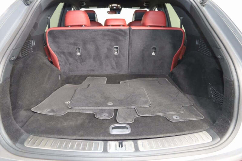 2023 Genesis GV70 2.5T Standard