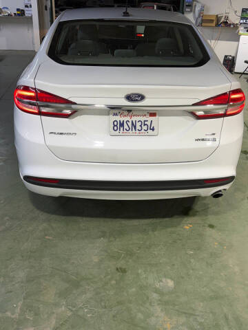 2018 Ford Fusion Hybrid SE