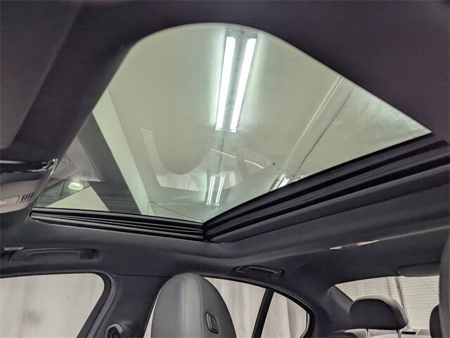 2019 BMW 3 Series 330i xDrive