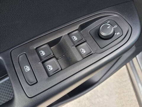 2025 Volkswagen Taos S