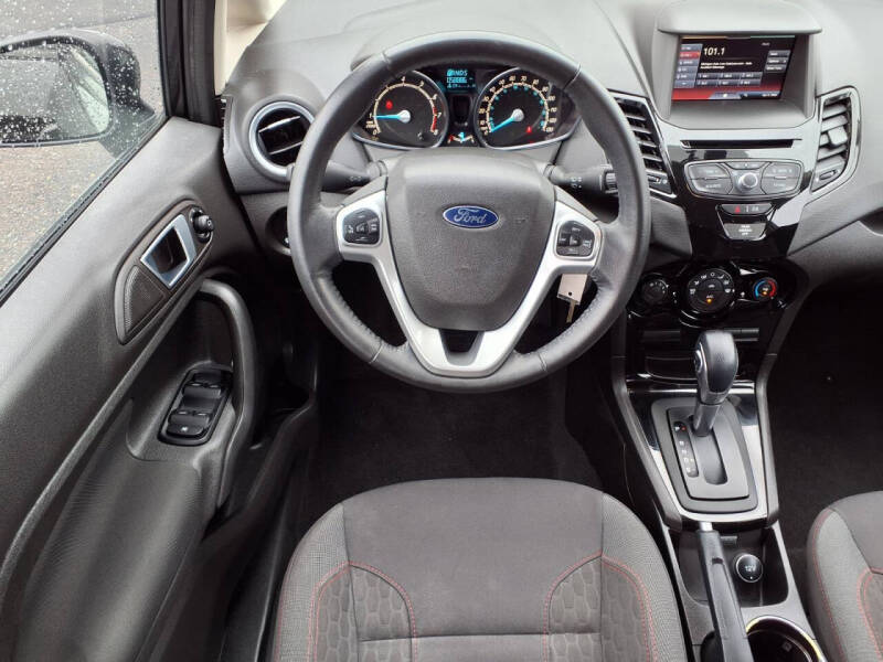 2014 Ford Fiesta SE