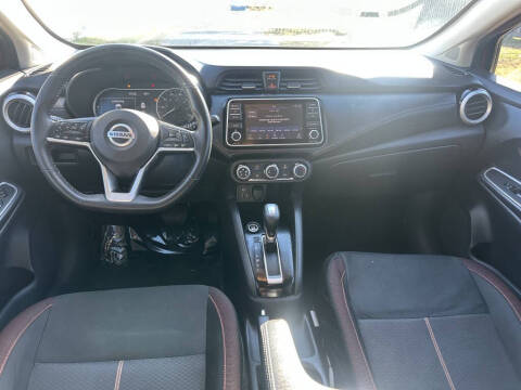 2021 Nissan Versa SR