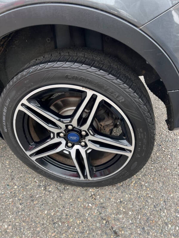 2019 Ford Escape SEL
