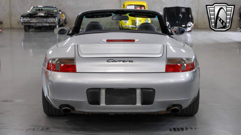 2001 Porsche 911 Carrera