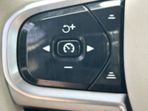 2023 Volvo XC60 B5 Core