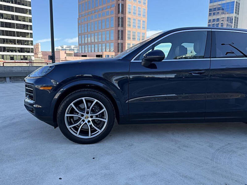 2024 Porsche Cayenne