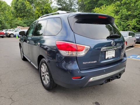 2013 Nissan Pathfinder SV