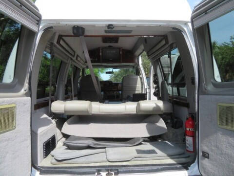 2010 Ford E-Series E-350 SD