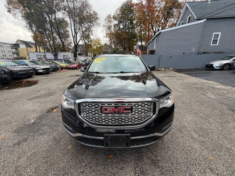 2017 GMC Acadia Denali