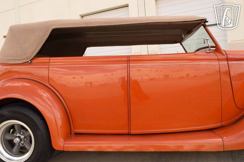 1935 Ford Phaeton