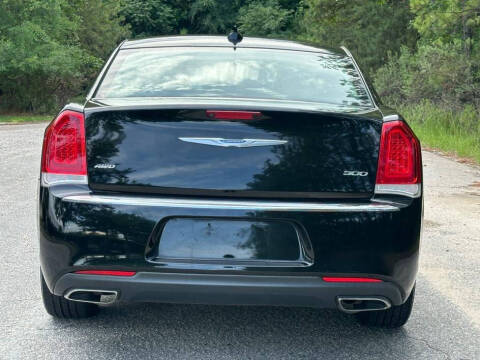 2018 Chrysler 300