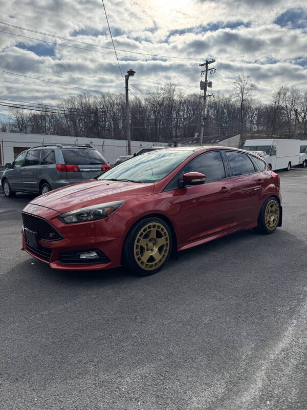2018 Ford Focus ST