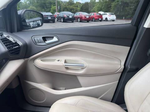 2019 Ford Escape Titanium