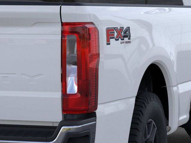 2025 Ford F-350 Super Duty XLT