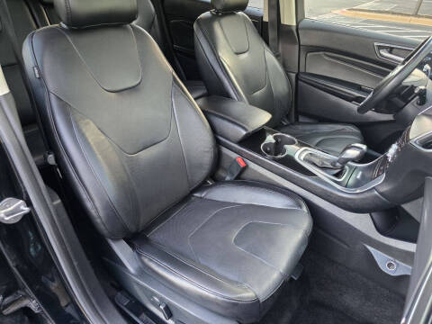 2017 Ford Edge Titanium