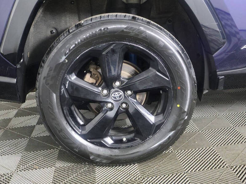 2019 Toyota RAV4 Hybrid XSE