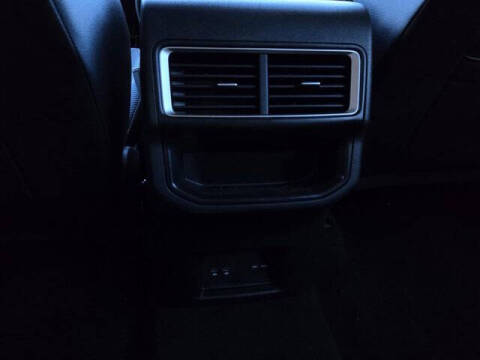 2025 Volkswagen Atlas Cross Sport SE 4Motion