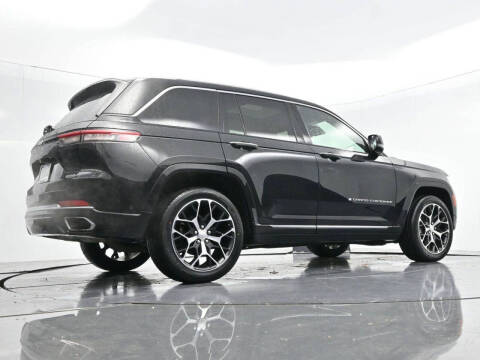 2023 Jeep Grand Cherokee Summit Reserve