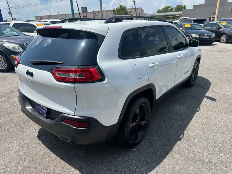 2018 Jeep Cherokee Latitude