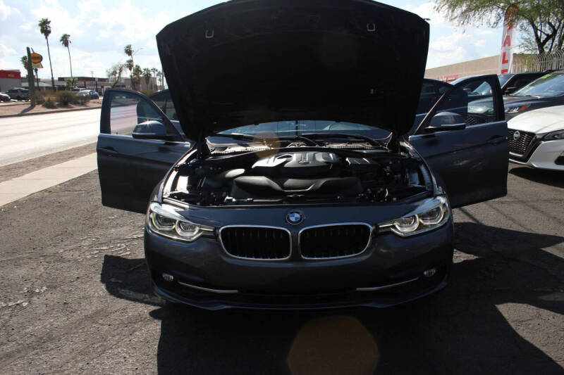 2018 BMW 3 Series 330i