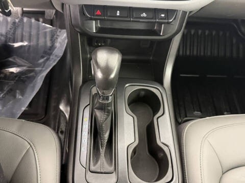 2022 GMC Canyon Elevation Standard