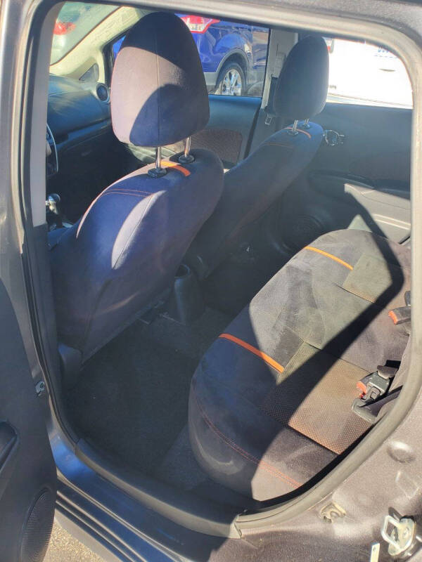 2016 Nissan Versa Note SR