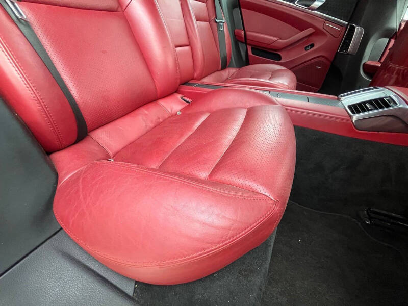 2014 Porsche Panamera 4