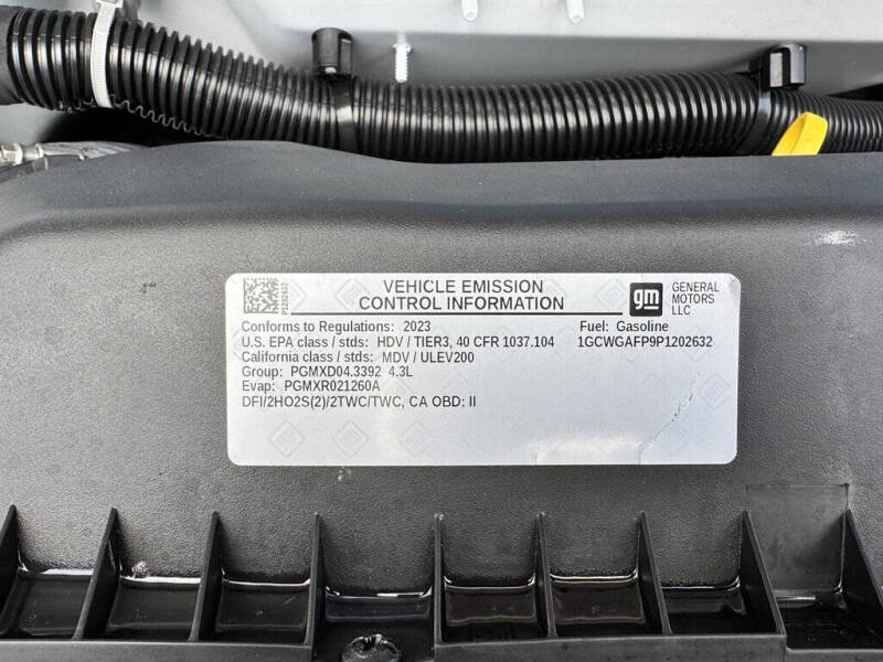 2023 Chevrolet Express 2500