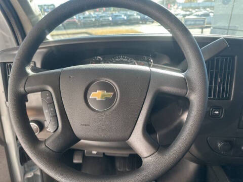 2025 Chevrolet Express 2500