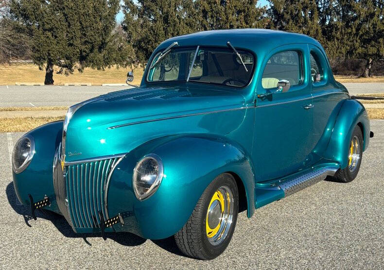 1939 Ford Deluxe