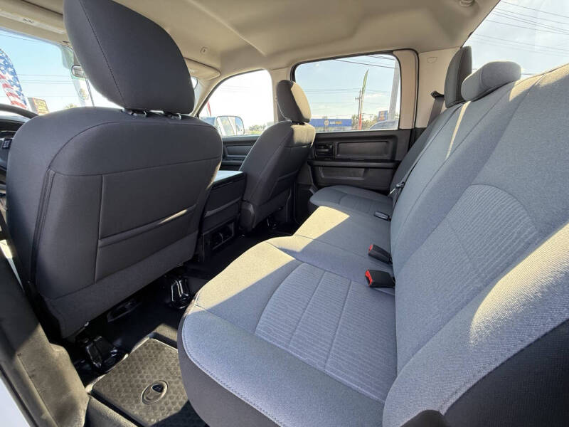 2023 RAM 1500 Classic Tradesman