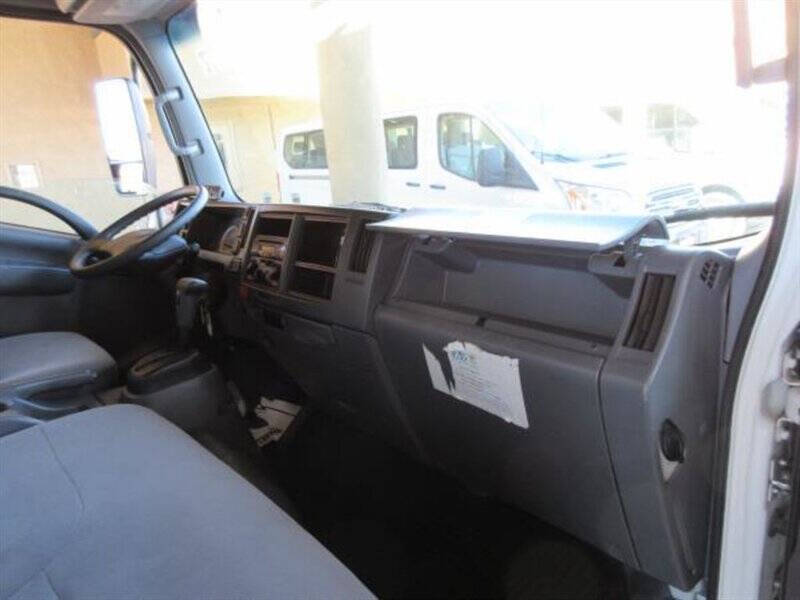 2016 Isuzu NPR