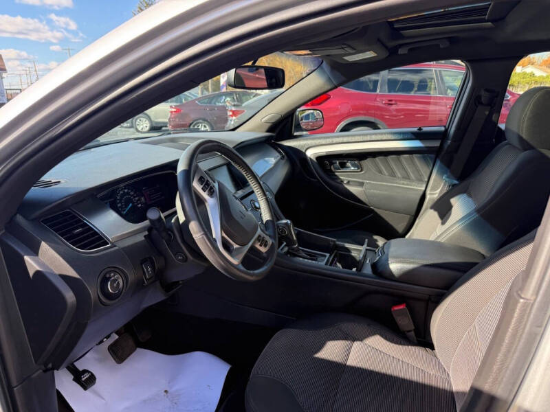 2013 Ford Taurus SEL