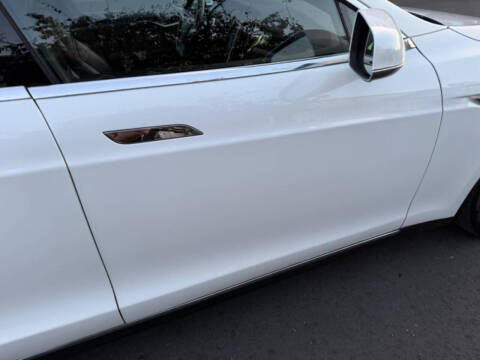 2014 Tesla Model S 85