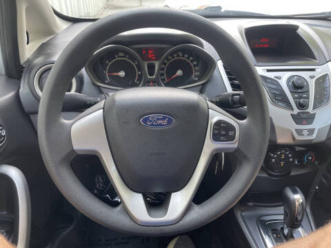 2011 Ford Fiesta SE