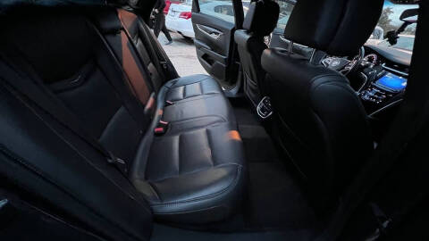 2013 Cadillac XTS Luxury Collection