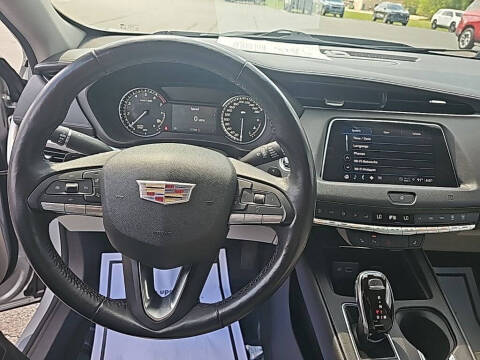 2021 Cadillac XT4 Luxury