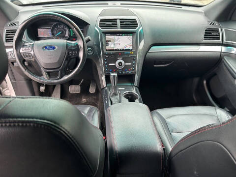 2016 Ford Explorer Sport