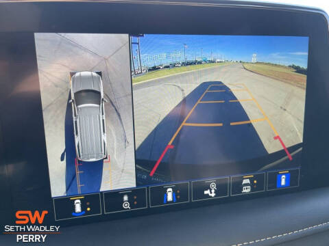 2022 GMC Yukon XL SLT