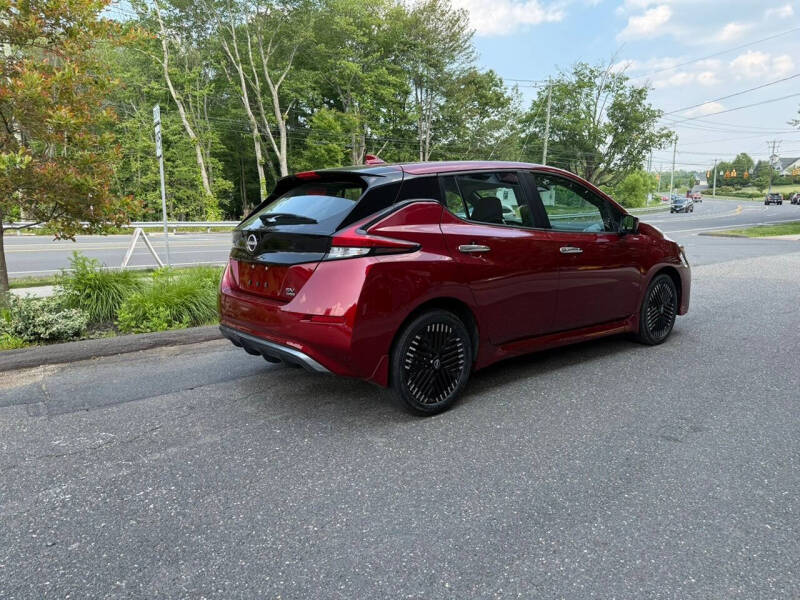 2024 Nissan LEAF SV PLUS