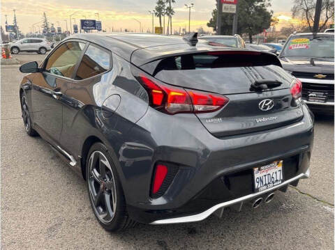 2020 Hyundai Veloster Turbo Ultimate