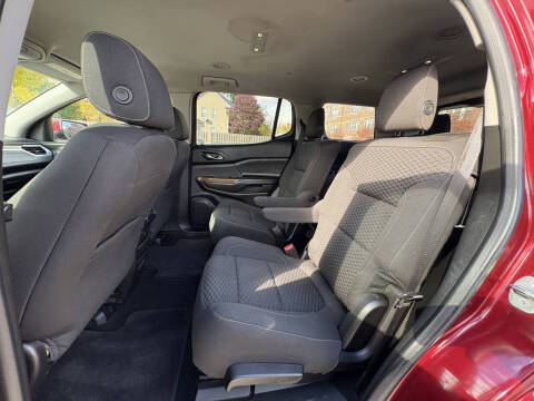 2017 GMC Acadia SLE-2