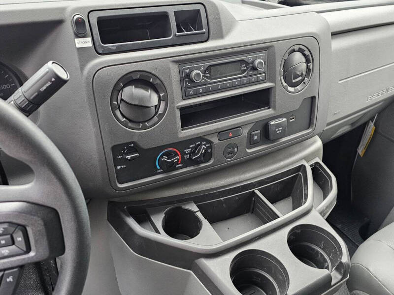 2024 Ford E-Series