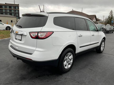 2017 Chevrolet Traverse LS